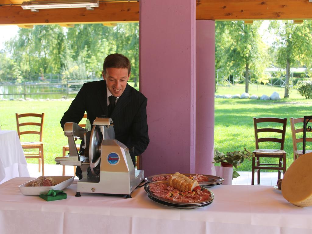 Gelindo Dei Magredi Hotel Vivaro Buitenkant foto