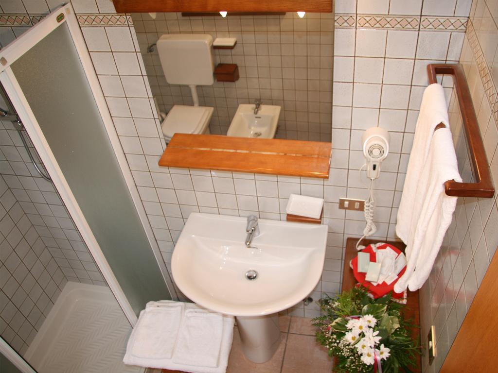 Gelindo Dei Magredi Hotel Vivaro Kamer foto